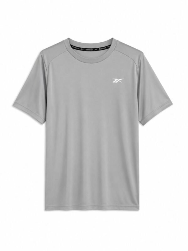 WhatsApp Image 2026-08-26 at 11.49.42 PM (3) CAMISETA DEPORTIVA REEBOK